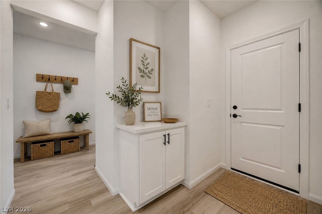 3896 Blooming Orange Avenue — photo 2