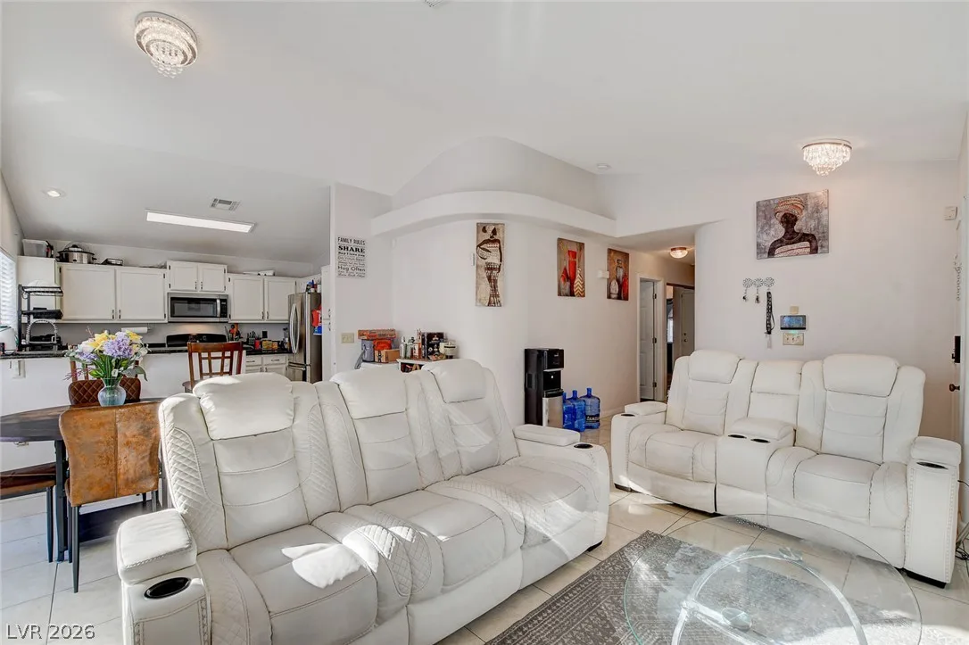8113 North Hercules Drive — photo 5