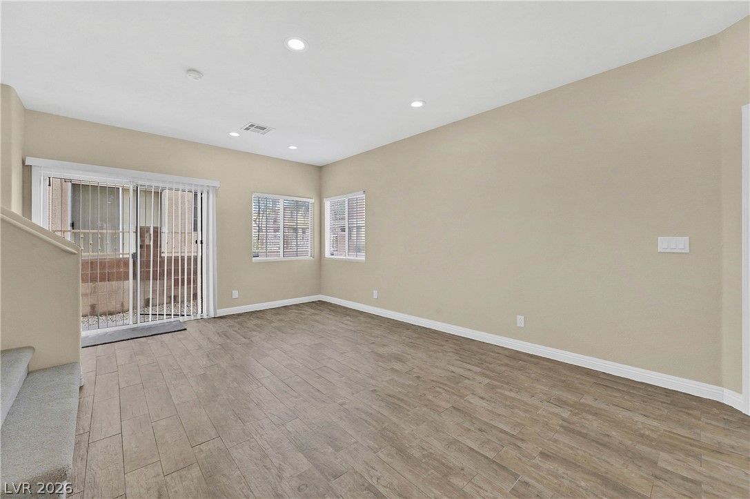 6355 Urban Creek Court — photo 4 of 25