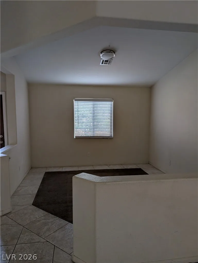 5439 Golden Leaf Avenue — photo 2 of 11
