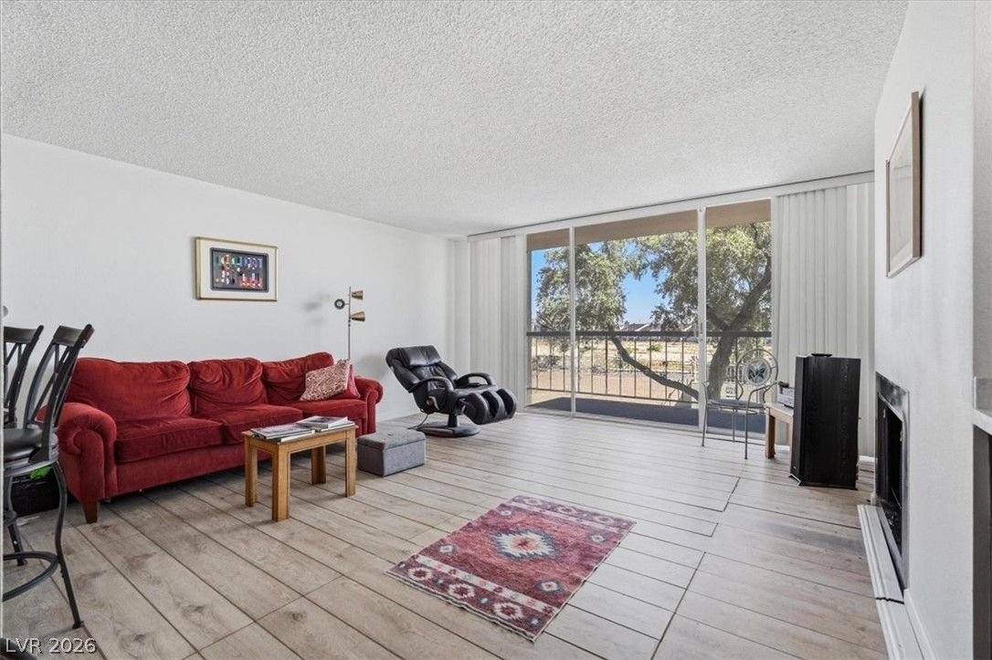 745 North Royal Crest Circle 115 — photo 5