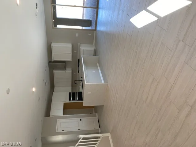 12522 Oregon Cherry Avenue — photo 4