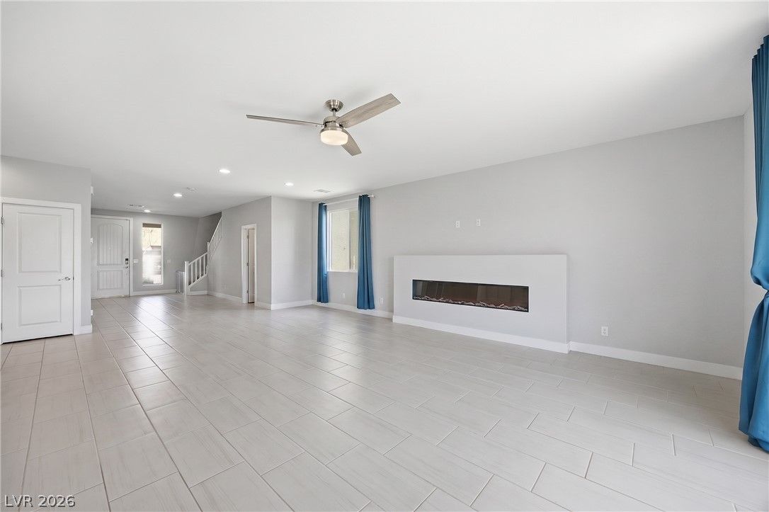 1815 Butterfly Colony Avenue — photo 5