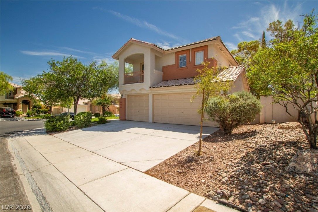2056 Lordsburg Lane — photo 2