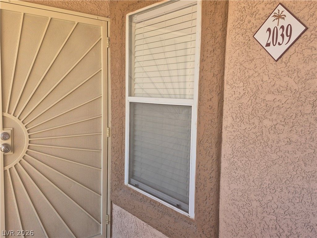 1150 North Buffalo Drive 2039 — photo 4