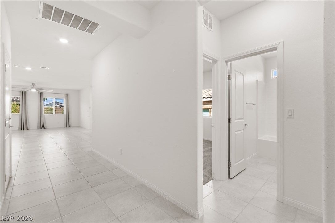 10952 Artisan Ranch Avenue — photo 5
