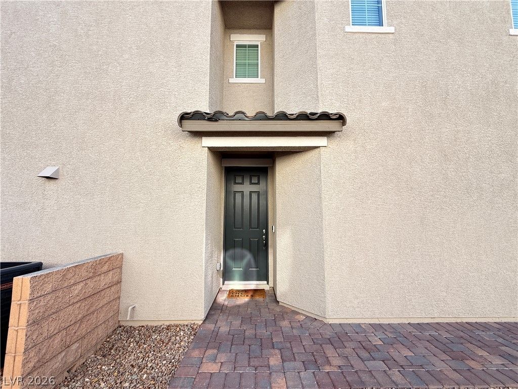 3348 Castlefields Drive — photo 3 of 29