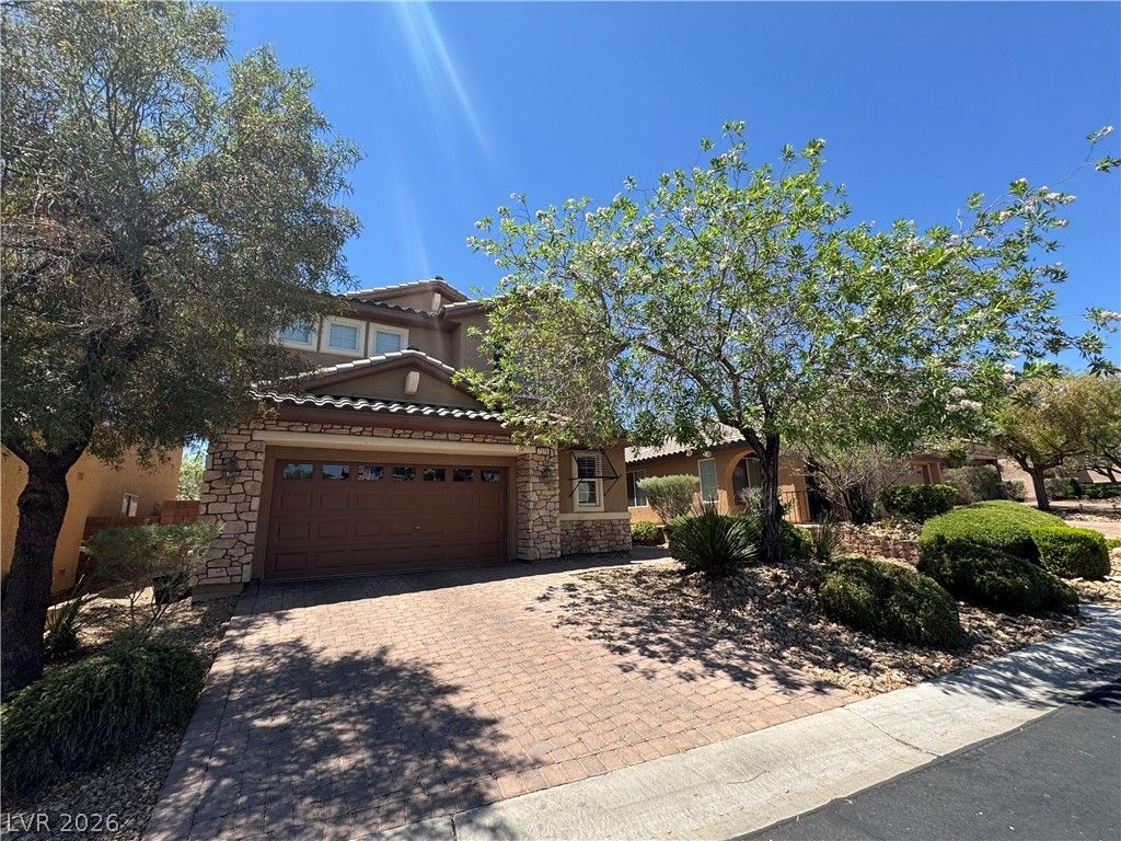 7379 Glorious Sun Drive — photo 3 of 52