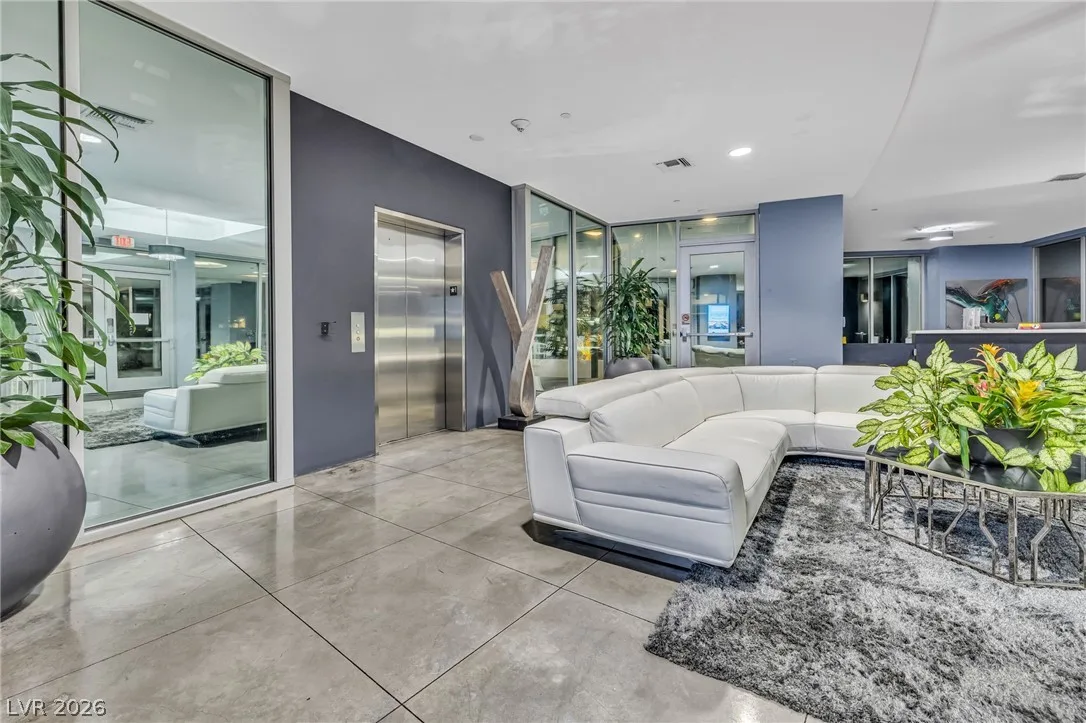 8925 West Flamingo Road 201 — photo 5
