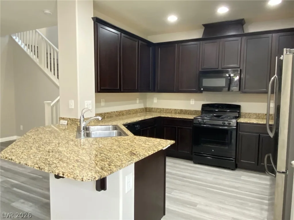 6142 Carter Caves Avenue — photo 5