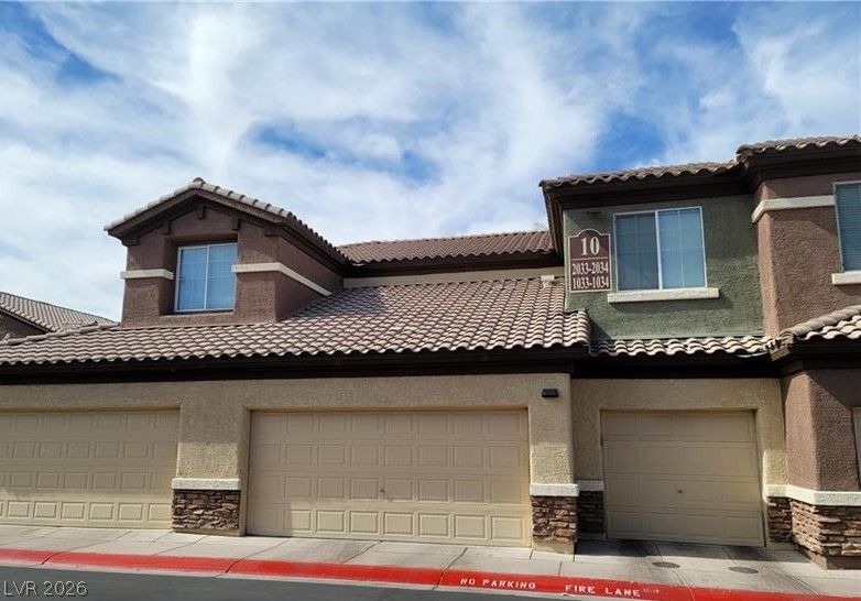 8324 West Charleston Boulevard 2033 — photo 3