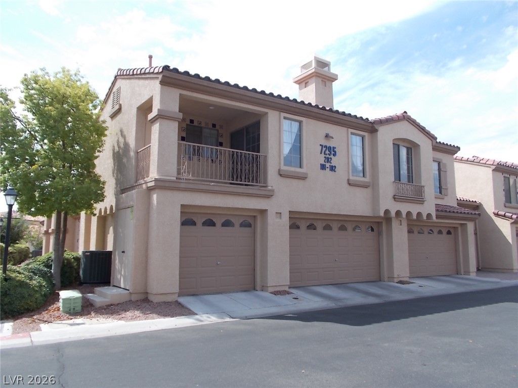 7295 Diamond Canyon Lane 202 — photo 2
