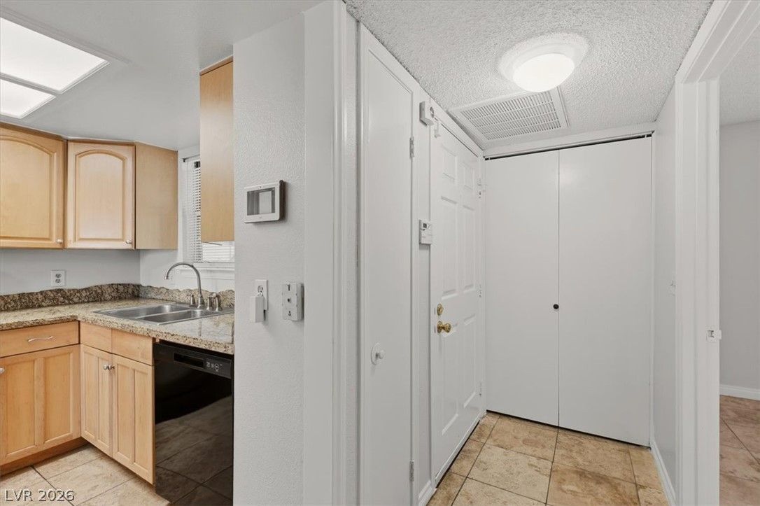 3823 South Maryland Parkway P1 — photo 5