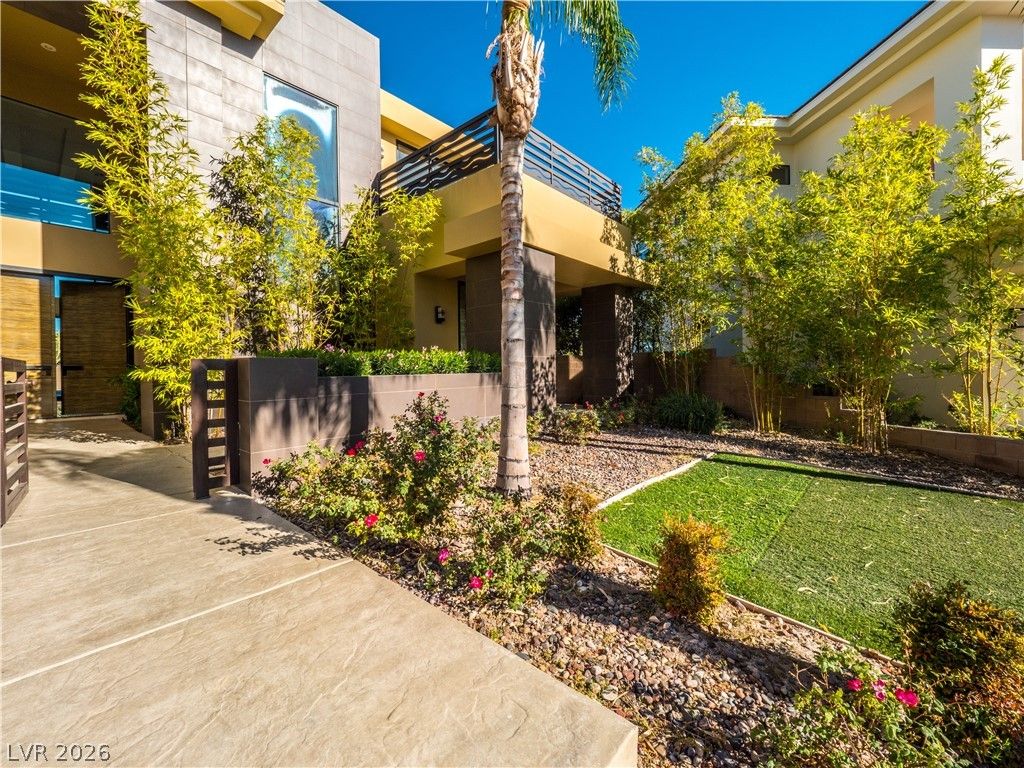 7426 Yonie Court — photo 4