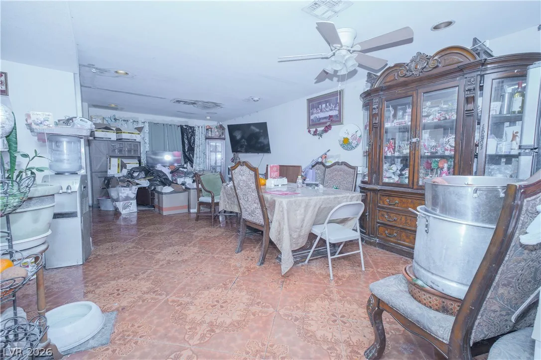 44 Marion Drive — photo 3