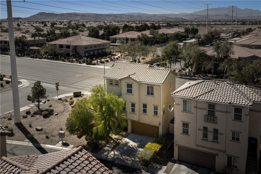 10287 Tiger Paws Place — photo 2