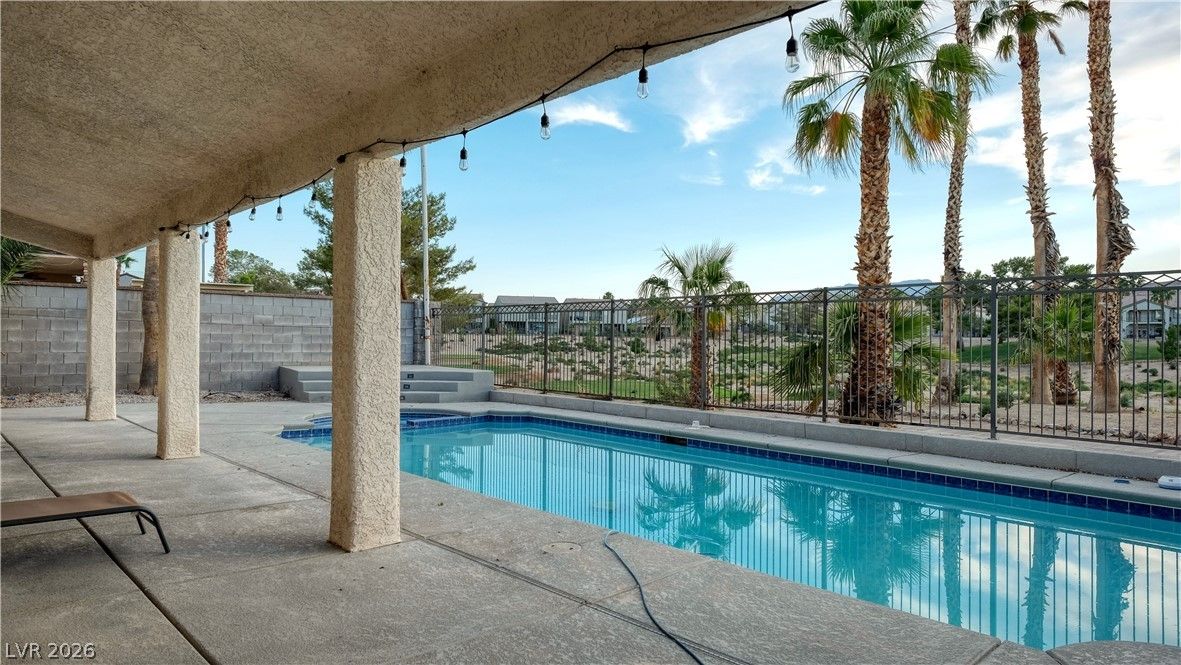 81 RANCHO MARIA Street 0 — photo 2