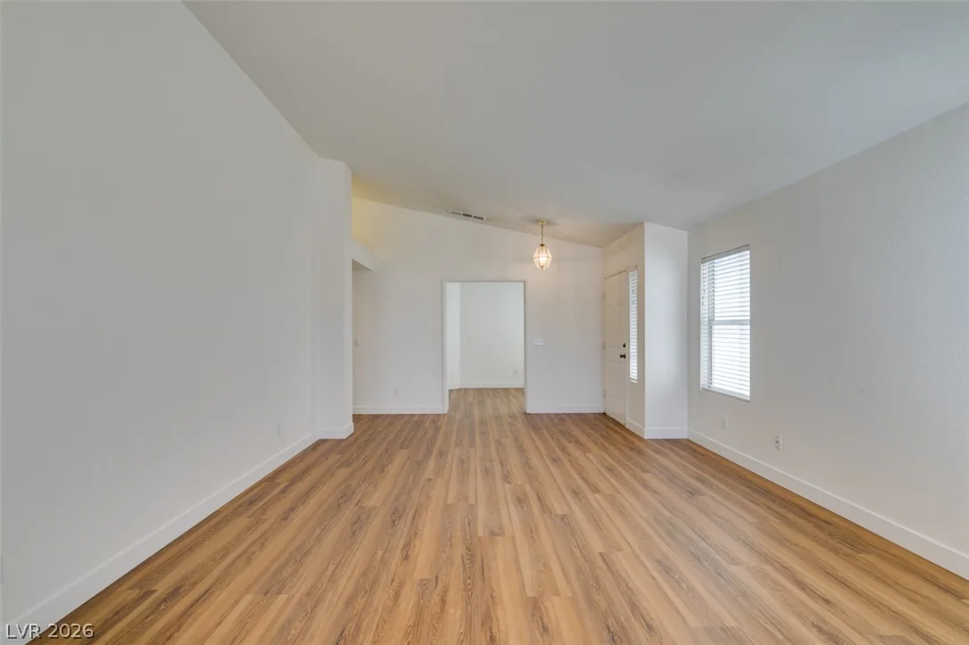 1833 Sierra Hills Way — photo 5