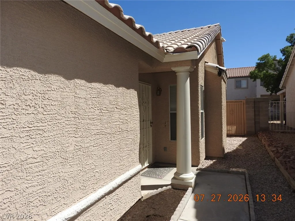 4533 Chestnut Blaze Drive — photo 3
