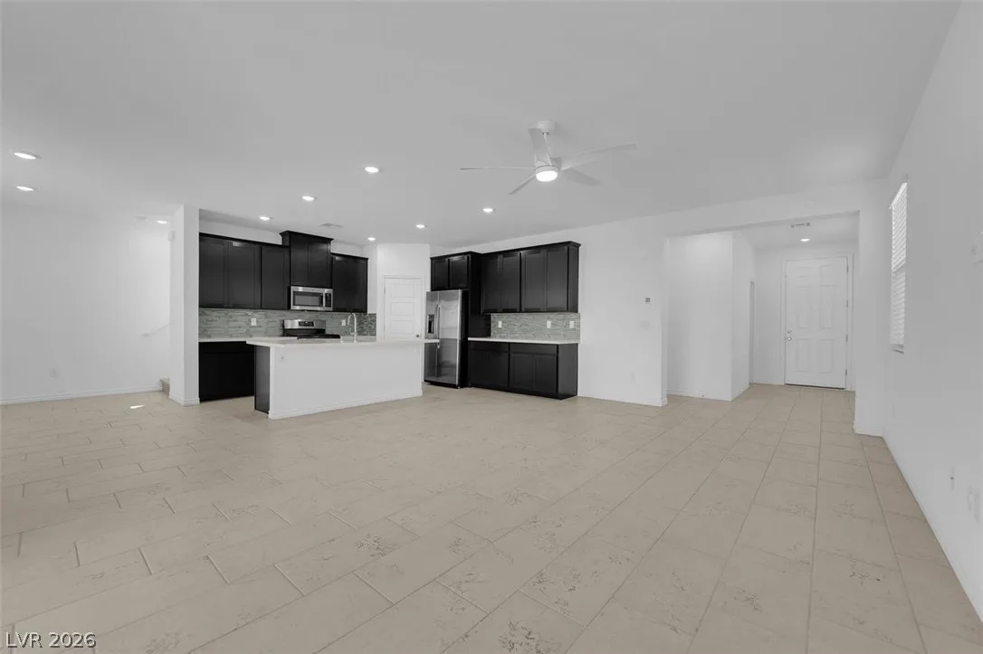 4368 Bayley Skye Avenue — photo 4