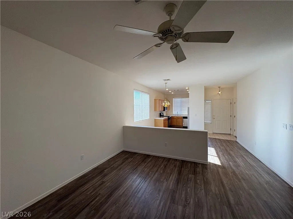 10688 Oak Crest Avenue — photo 3