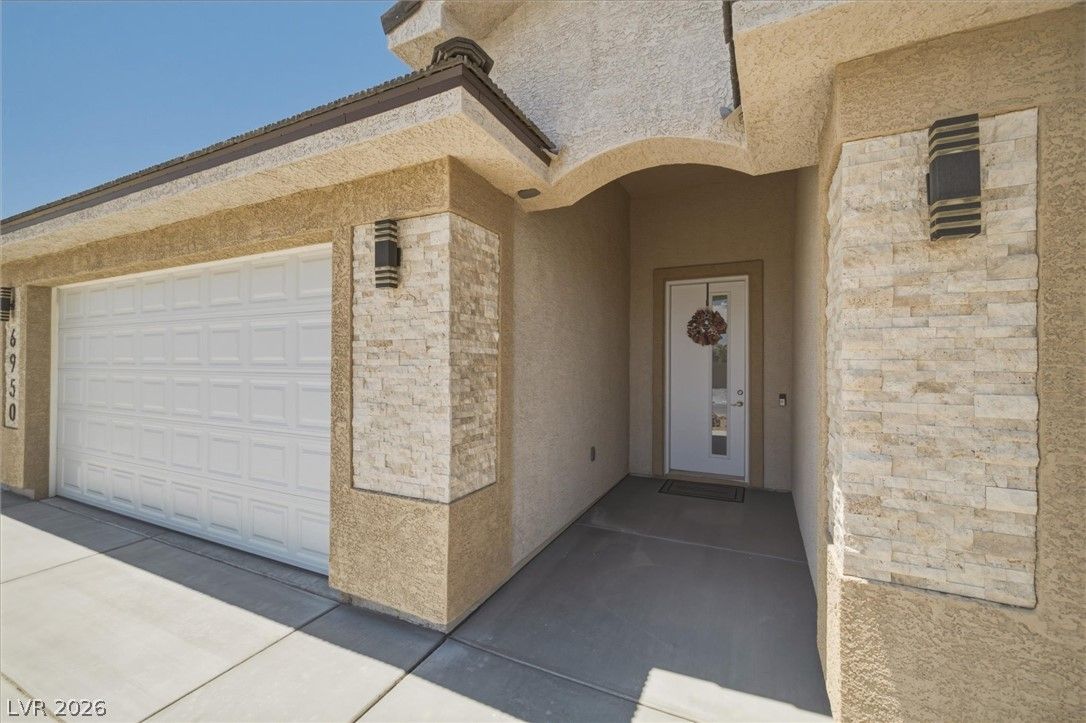 6950 Sandpebble Street — photo 5