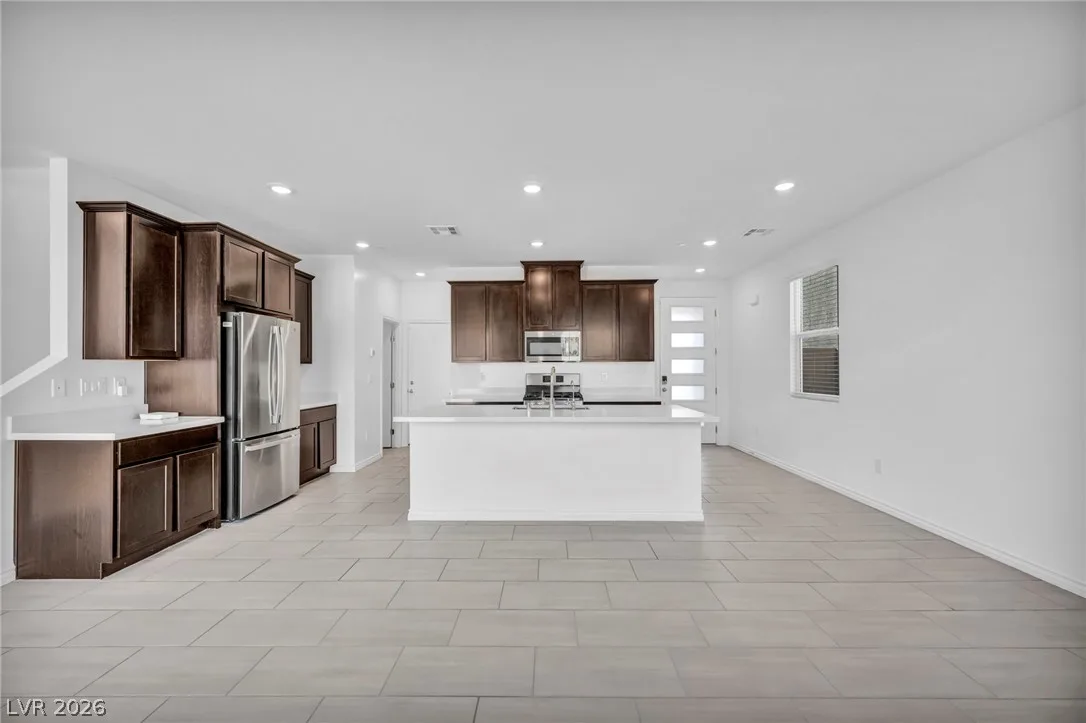 8843 Roadrunner Ravine Street — photo 3 of 20