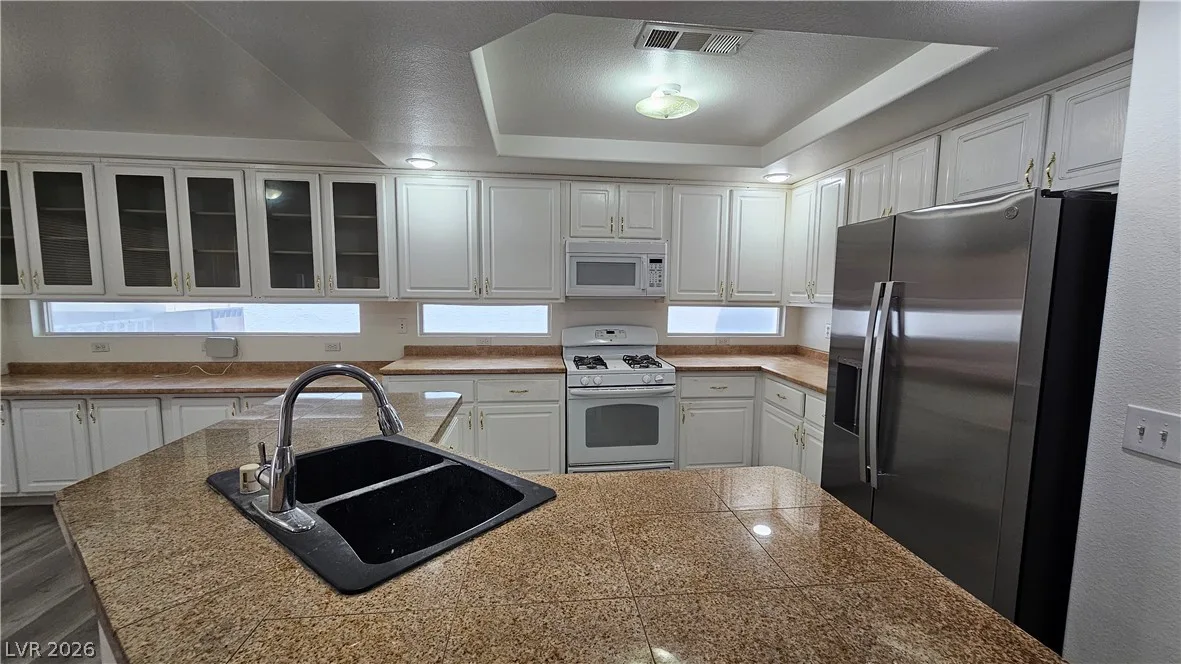 10071 Cheyenne Dawn Street — photo 4
