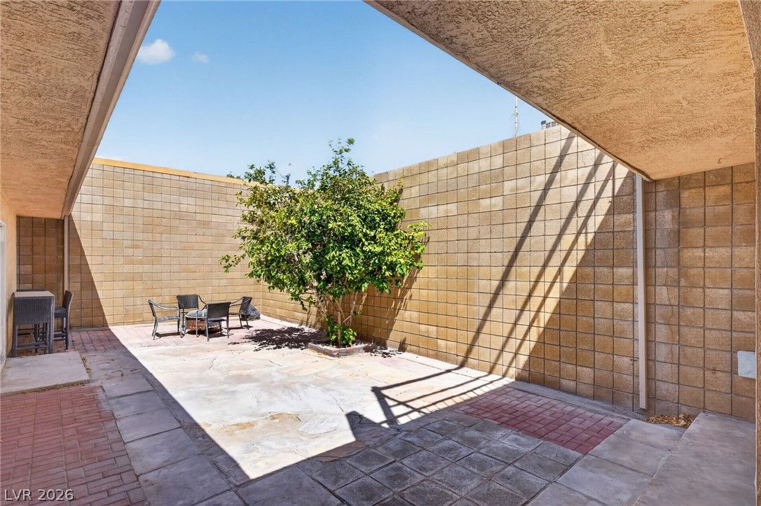 3831 Atlantis Street — photo 3