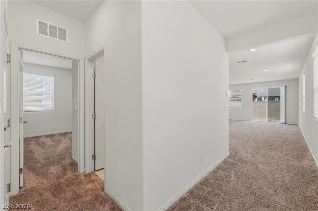 7182 Copper Grove Avenue — photo 3