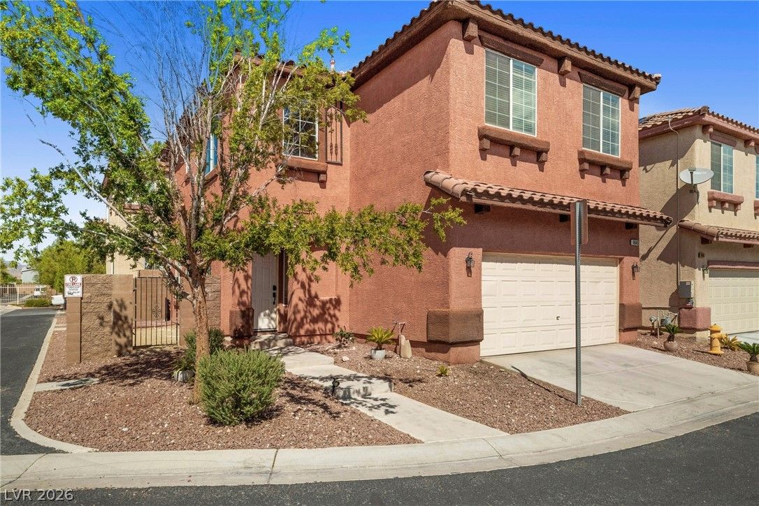 10645 Lessona Street — photo 3