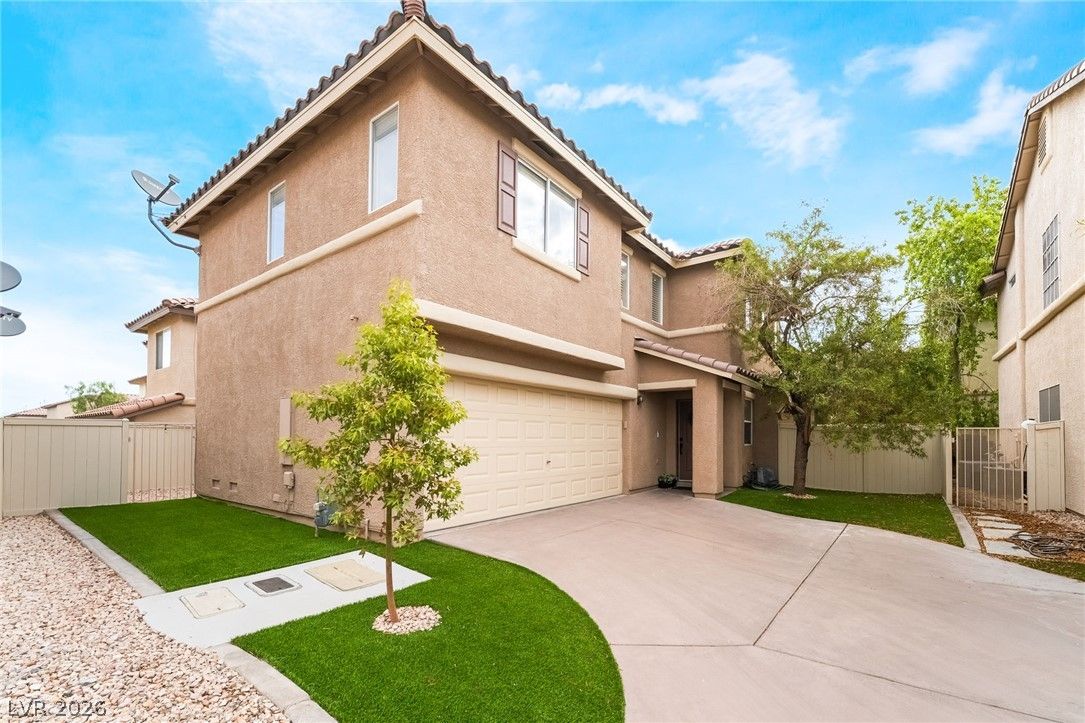 976 Grand Cerritos Avenue — photo 2