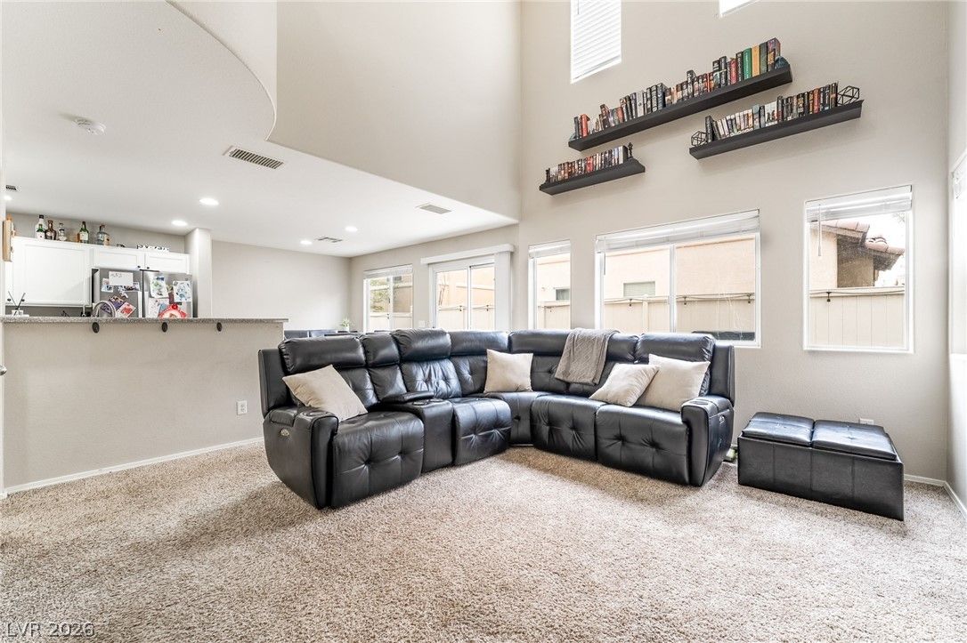 976 Grand Cerritos Avenue — photo 4