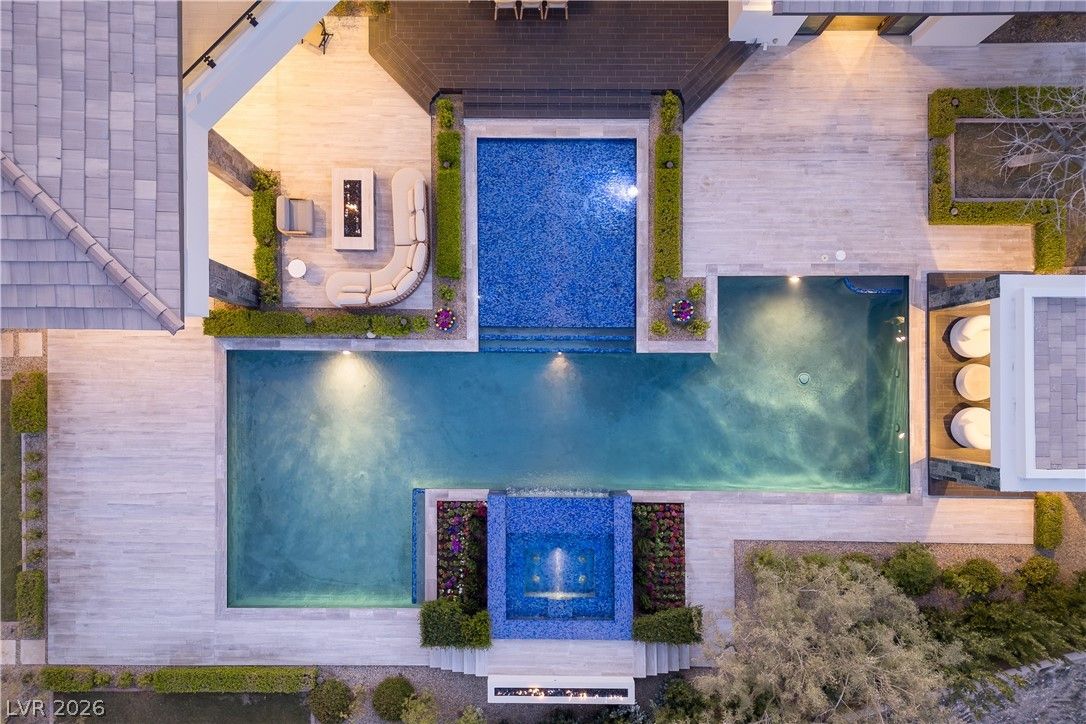 6 Bright Hollow Court — photo 3