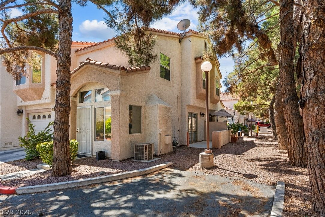6965 Oyster Shell Drive — photo 2