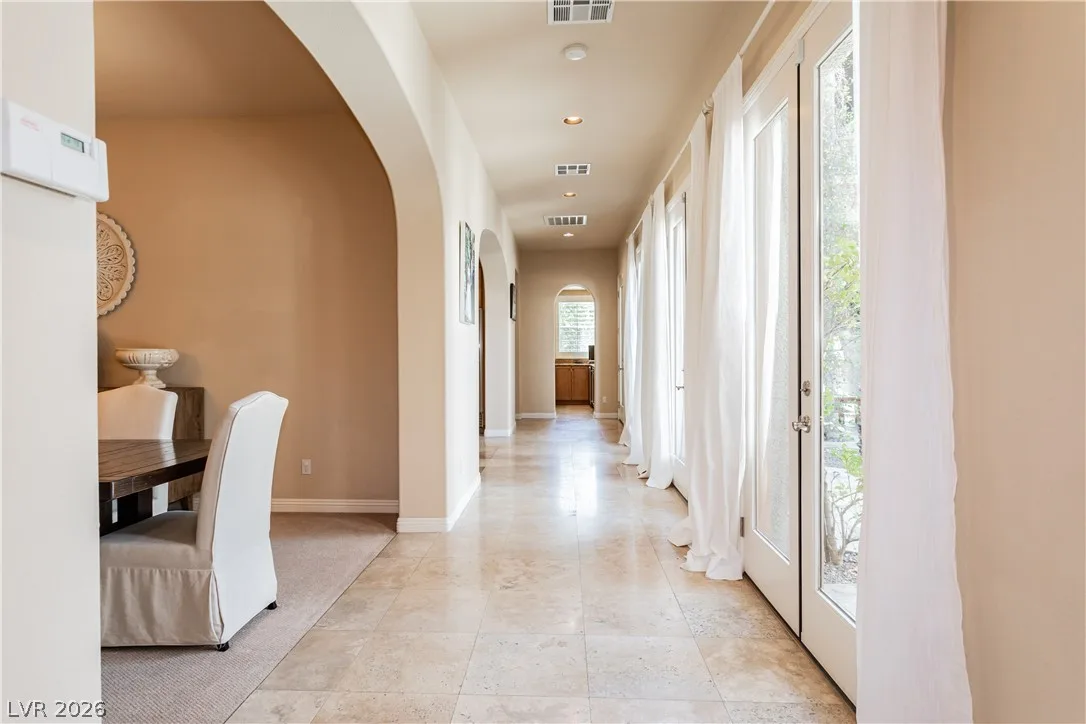 12097 Oakland Hills Drive — photo 5