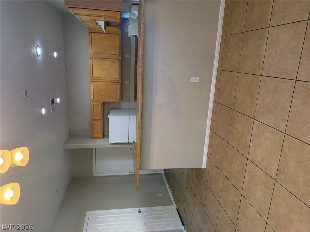 8940 CALEDON RIDGE Court 0 — photo 5