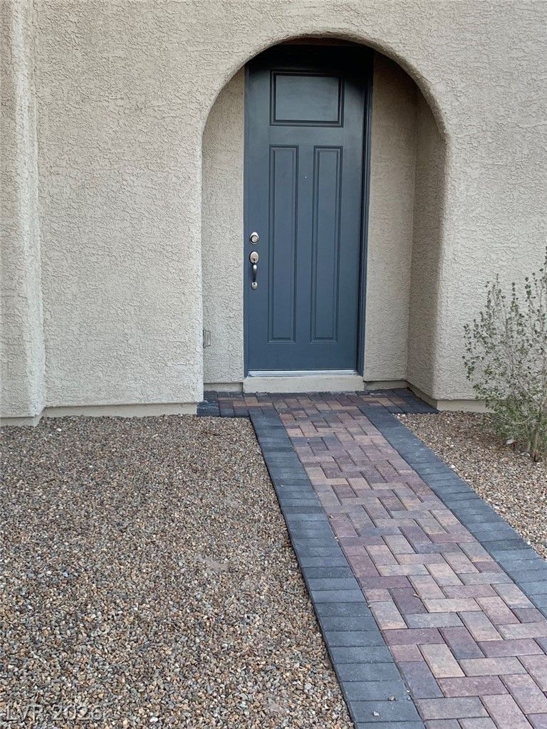 933 Kimbark Avenue — photo 2