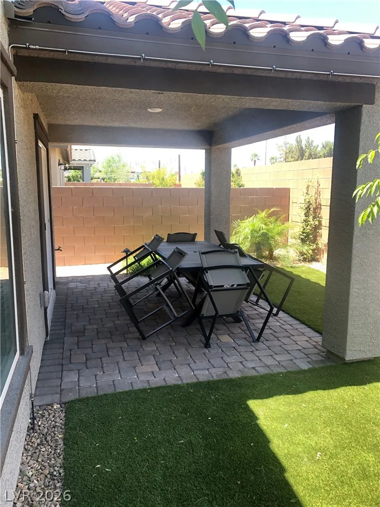 6594 Secret Grove Avenue — photo 2