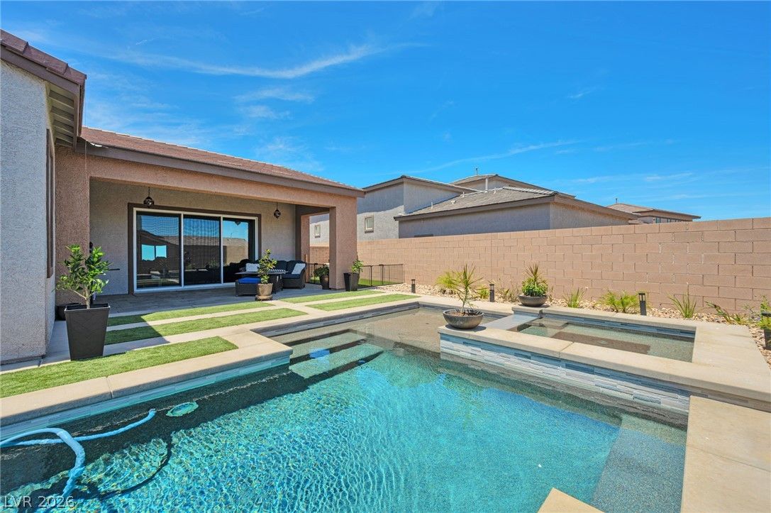 380 Portia Village Drive — photo 2 of 25