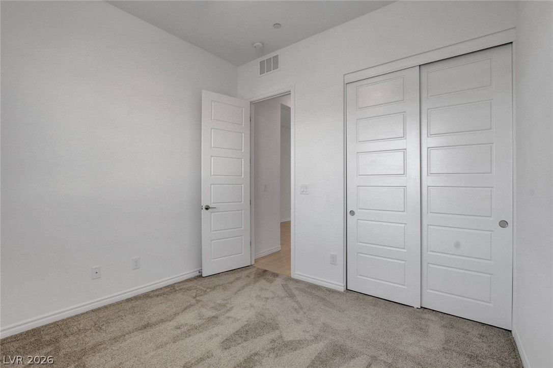 673 Sunlight Hill Street — photo 5