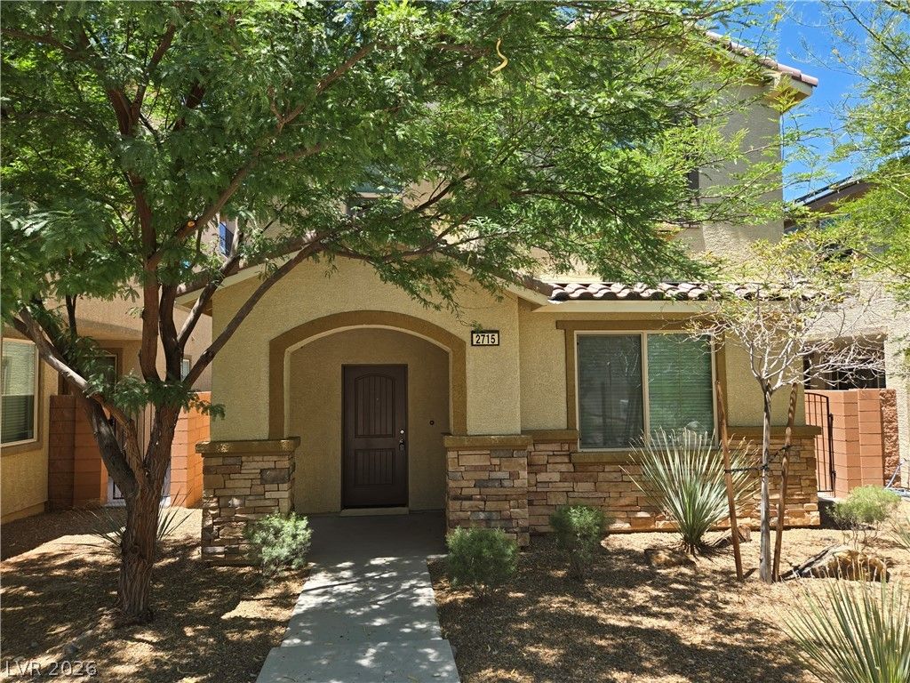 2715 Hammetts Landing Walk — photo 2
