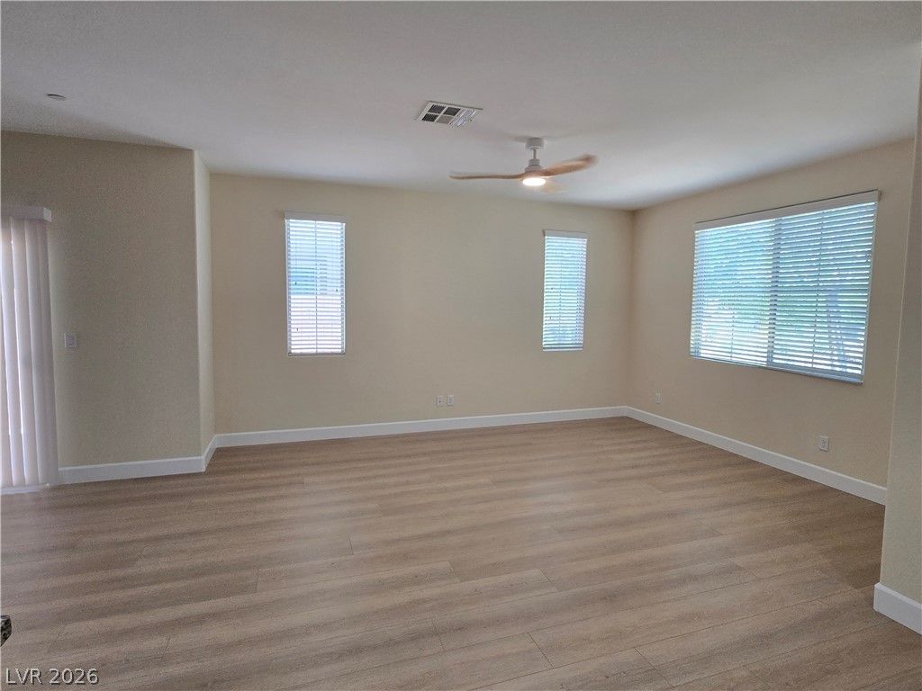 2715 Hammetts Landing Walk — photo 3