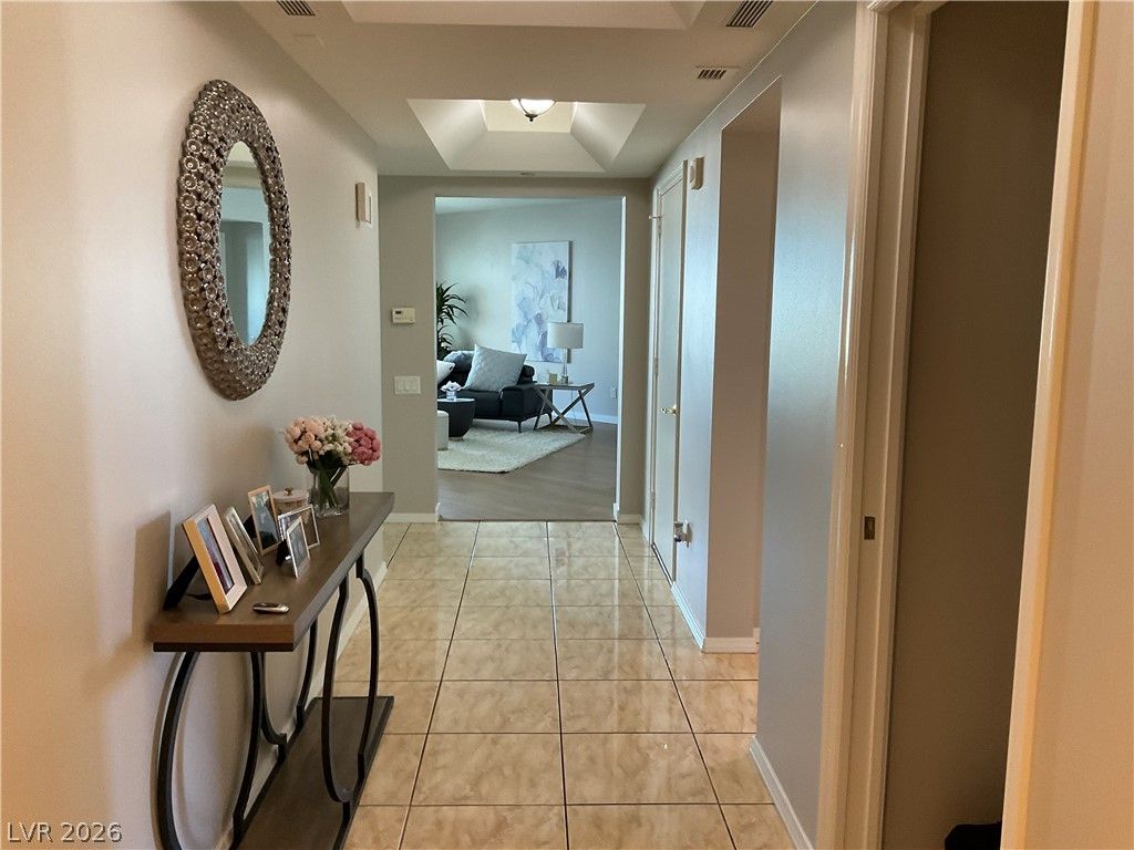 2857 Paradise Road 904 — photo 2 of 12