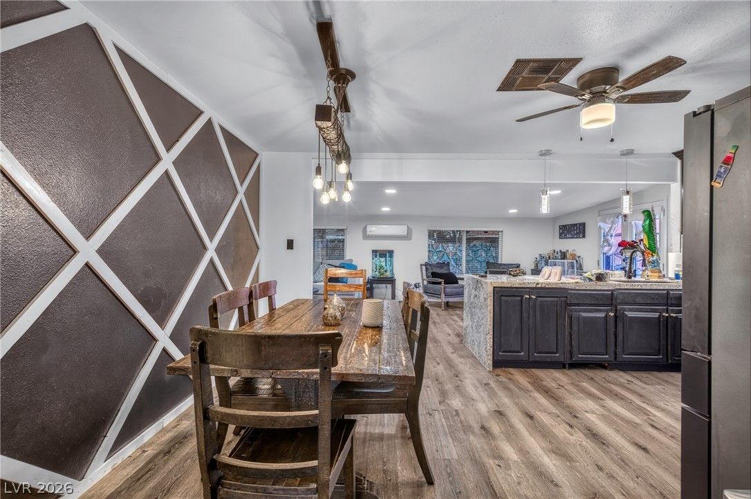 321 Agora Way — photo 3