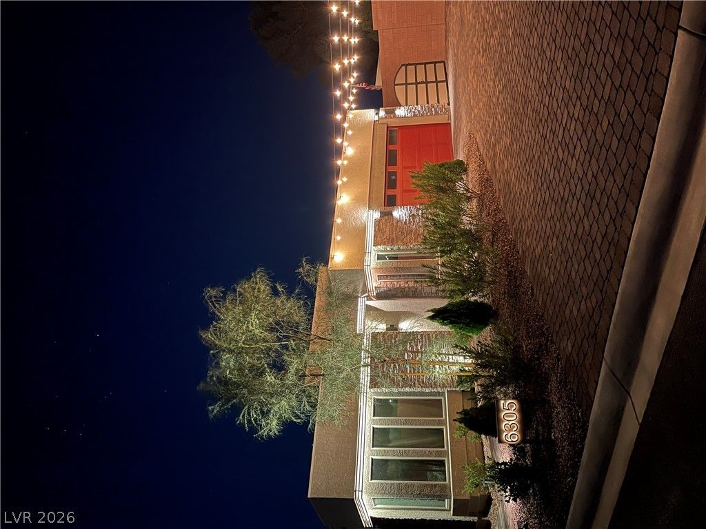 6305 Carmel Creek Avenue — photo 3