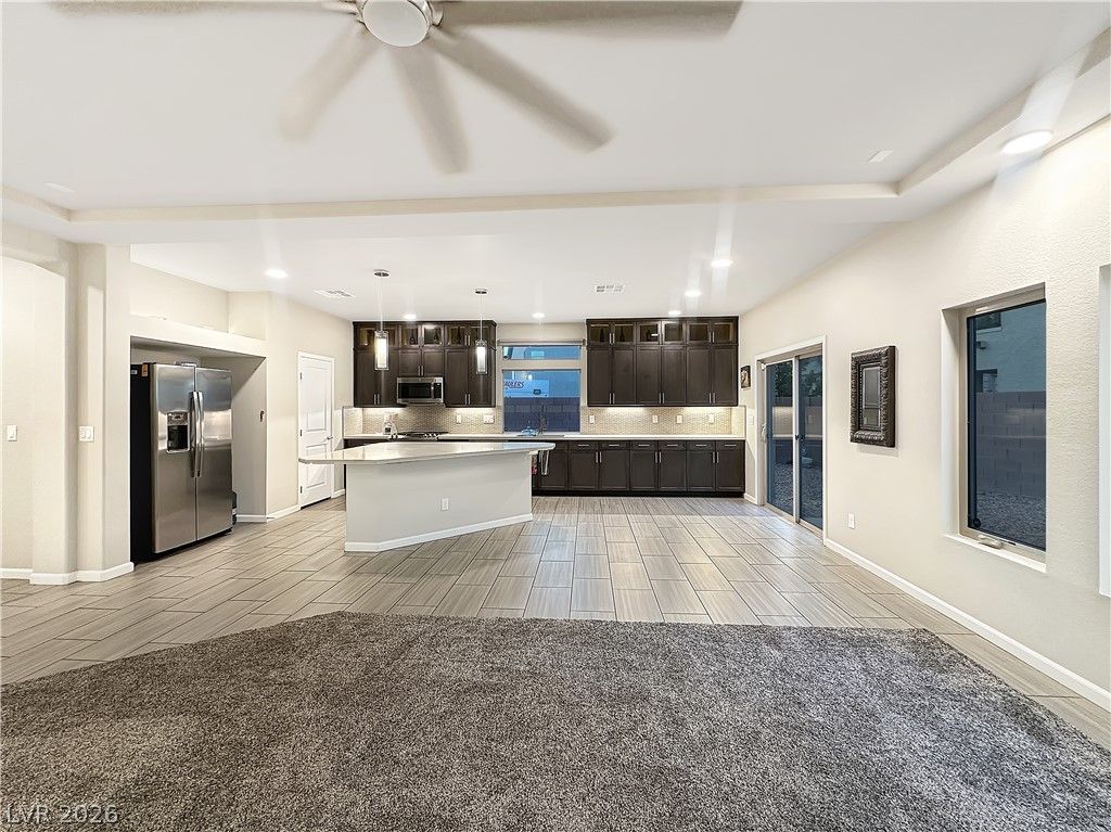 6305 Carmel Creek Avenue — photo 5
