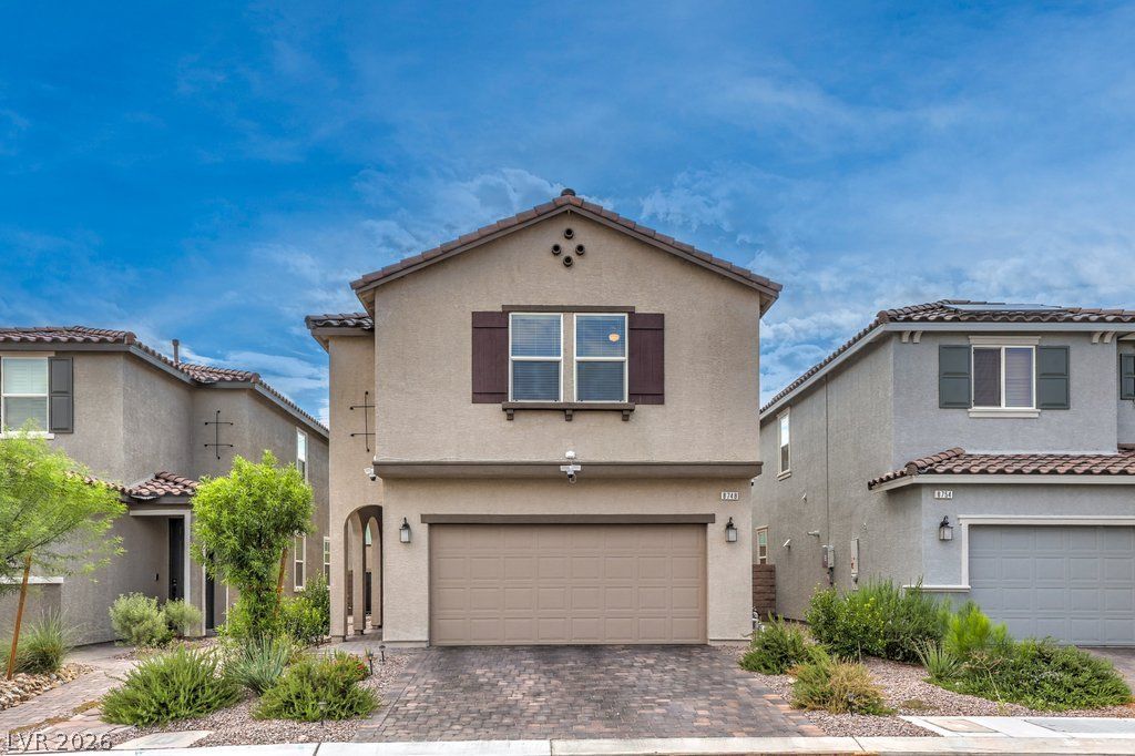 8748 Crestwood Hills Street — photo 1