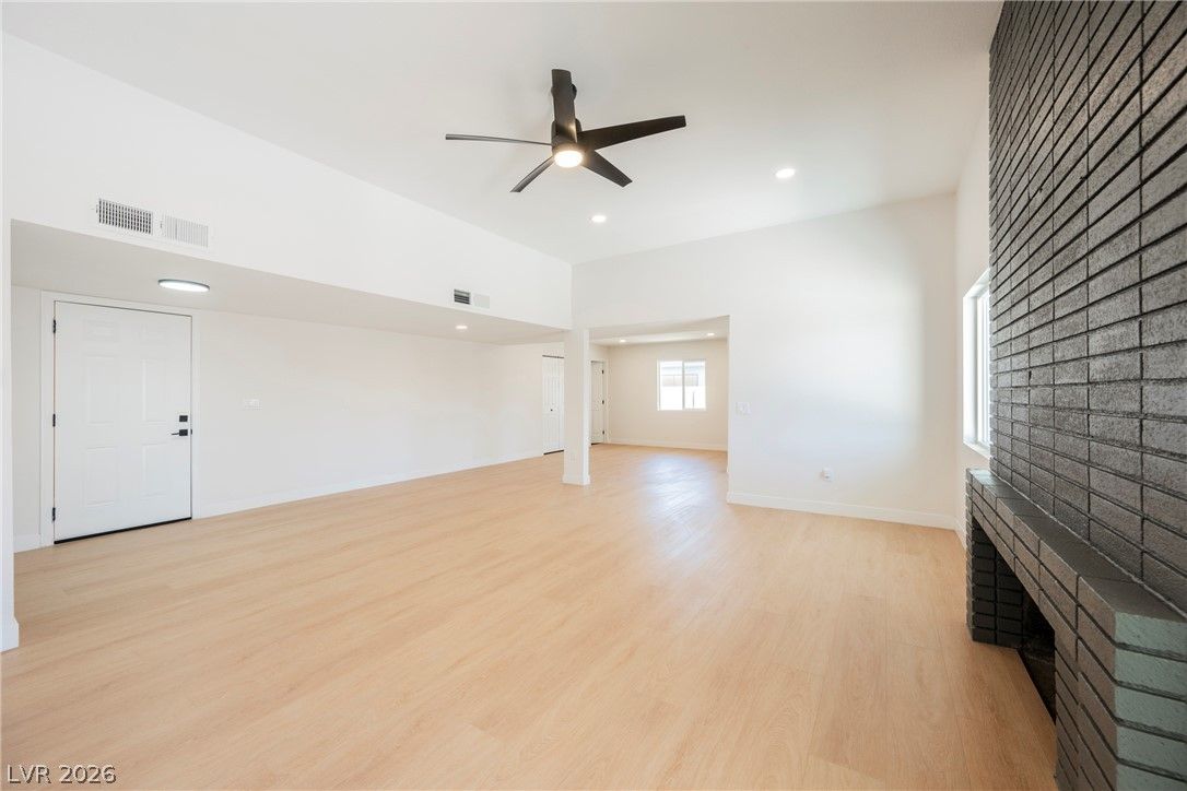 2454 Winterwood Boulevard — photo 5
