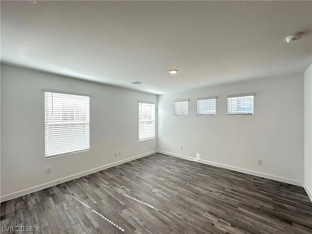 929 Pink Sugerbird Street — photo 4